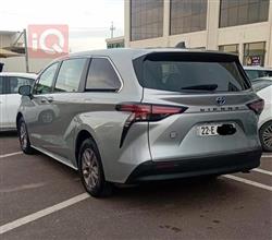 تويوتا سيينا